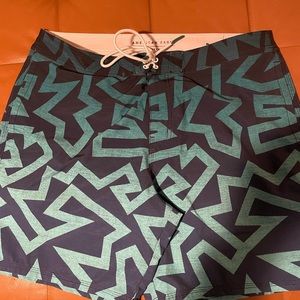 American Eagle Men’s Large Board Shorts. Above the knee.